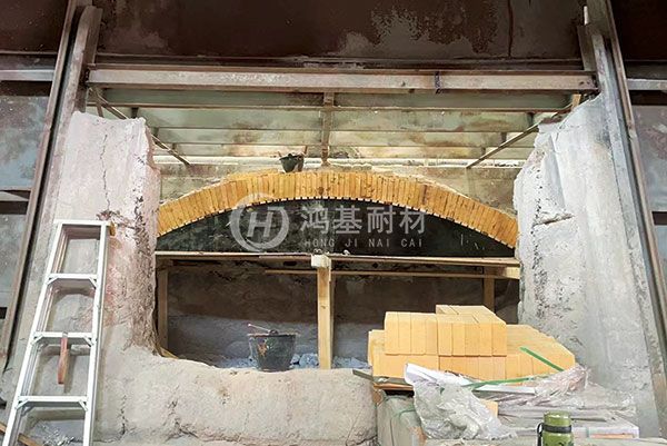 耐火磚砌筑